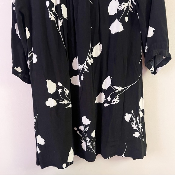 ba&sh Black Floral V-neck Crepe Lady Dress Mini Length Size Medium Flowy - Picture 10 of 11